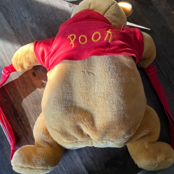 90s vintage Winnie the Pooh stuffie backpack - Picture 2 of 4